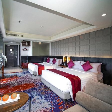 Aston Pasteur Hotel Bandung Kültér fotó