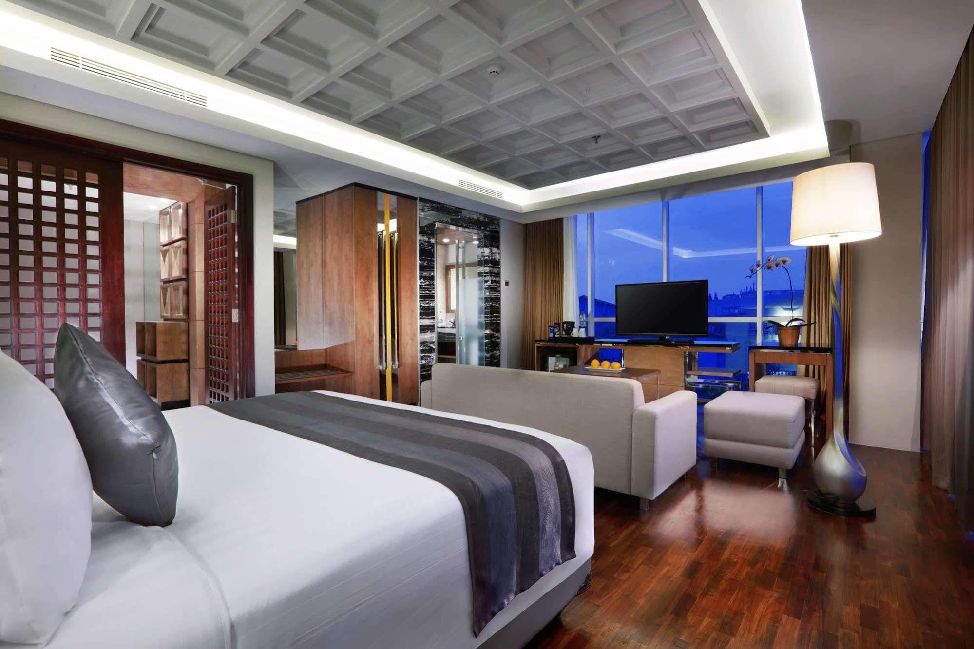 Aston Pasteur Hotel Bandung Kültér fotó